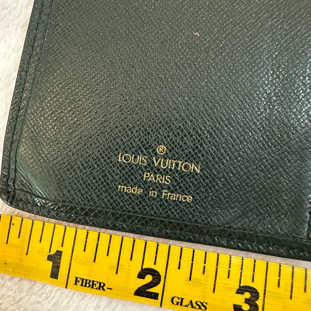 AUTHENTIC MEN'S LOUIS VUITTON BLACK GREEN TAIGA LEATHER PORTE CARTES LONG WALLET - Picture 7 of 12